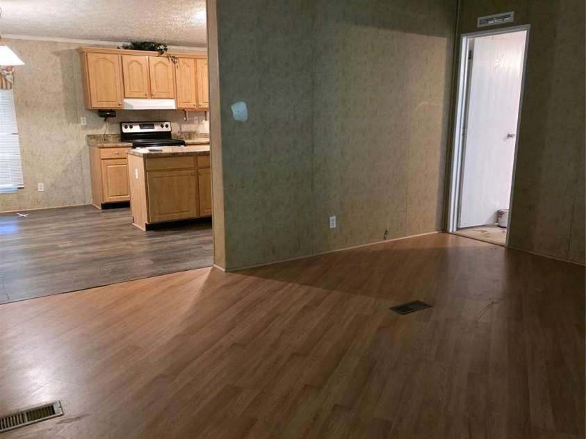 1409 Clayton Drive, Chester, SC 29706.  MLS# CAR4422793, YatesRealty ID 2511. 