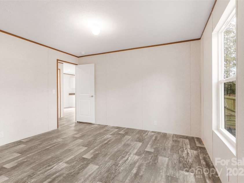 270 Plain View Drive, Ellenboro, NC 28040.  MLS# CAR4326433, YatesRealty ID 2511. 