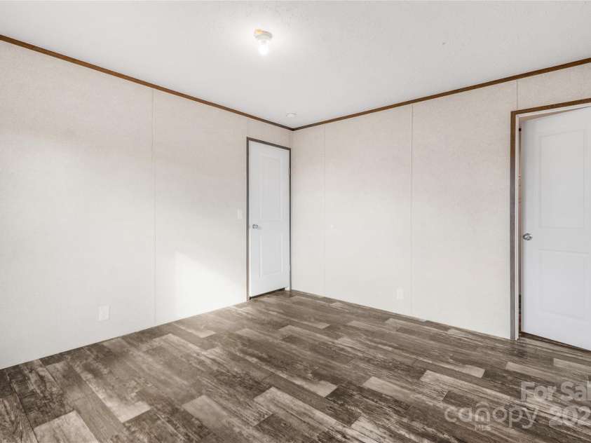 270 Plain View Drive, Ellenboro, NC 28040.  MLS# CAR4326433, YatesRealty ID 2511. 