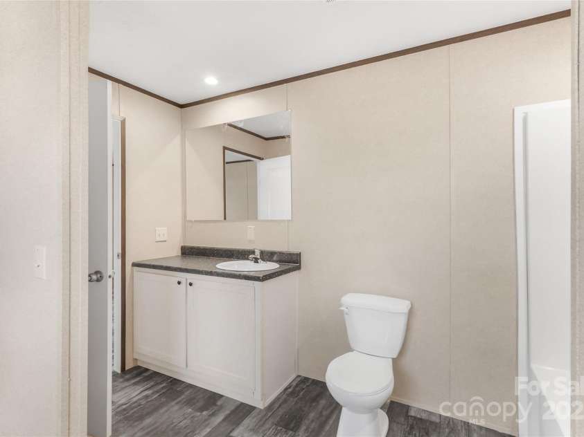 270 Plain View Drive, Ellenboro, NC 28040.  MLS# CAR4326433, YatesRealty ID 2511. 