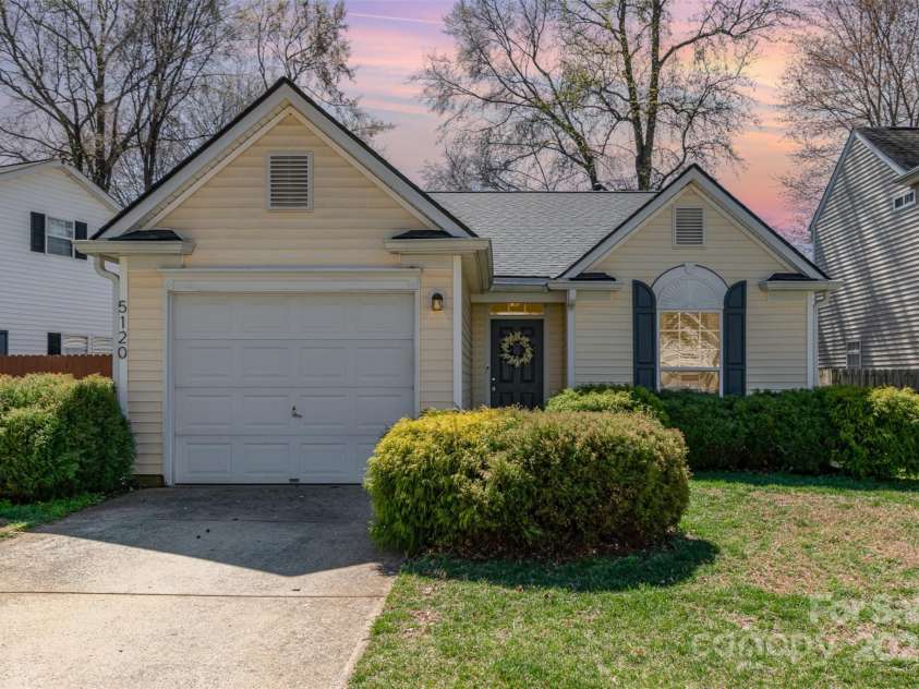 5120 Silabert Avenue, Charlotte, NC 28205.  MLS# CAR4223242, YatesRealty ID 2511. Welcome home!