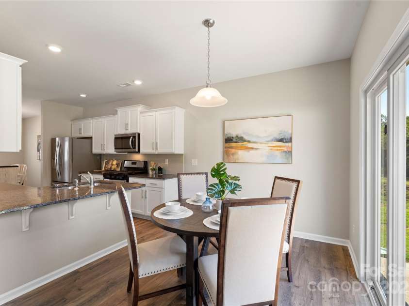 7025 Pennyroyal Way, Charlotte, NC 28216.  MLS# CAR4278799, YatesRealty ID 25111. 