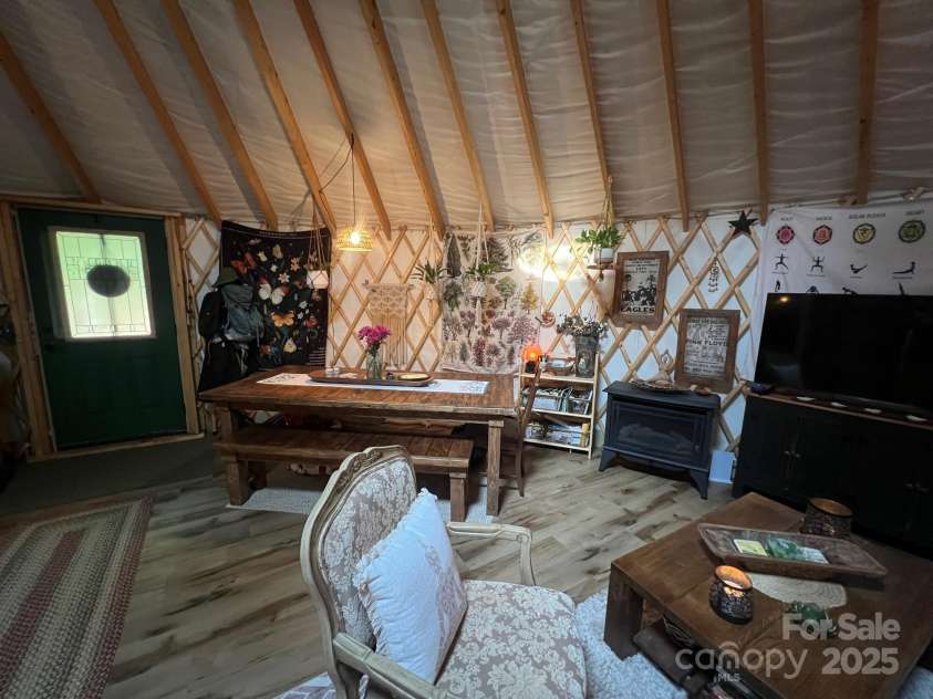 430 Galbraith Creek Road, Bryson City, NC 28713.  MLS# CAR4274920, YatesRealty ID 25112. 