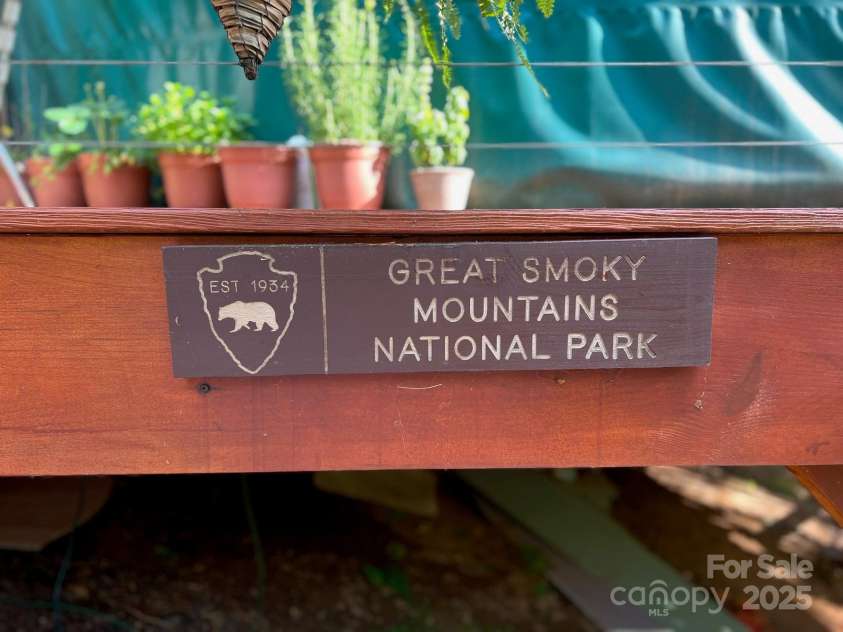 430 Galbraith Creek Road, Bryson City, NC 28713.  MLS# CAR4274920, YatesRealty ID 25112. 