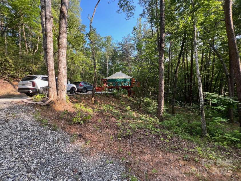 430 Galbraith Creek Road, Bryson City, NC 28713.  MLS# CAR4274920, YatesRealty ID 25112. 