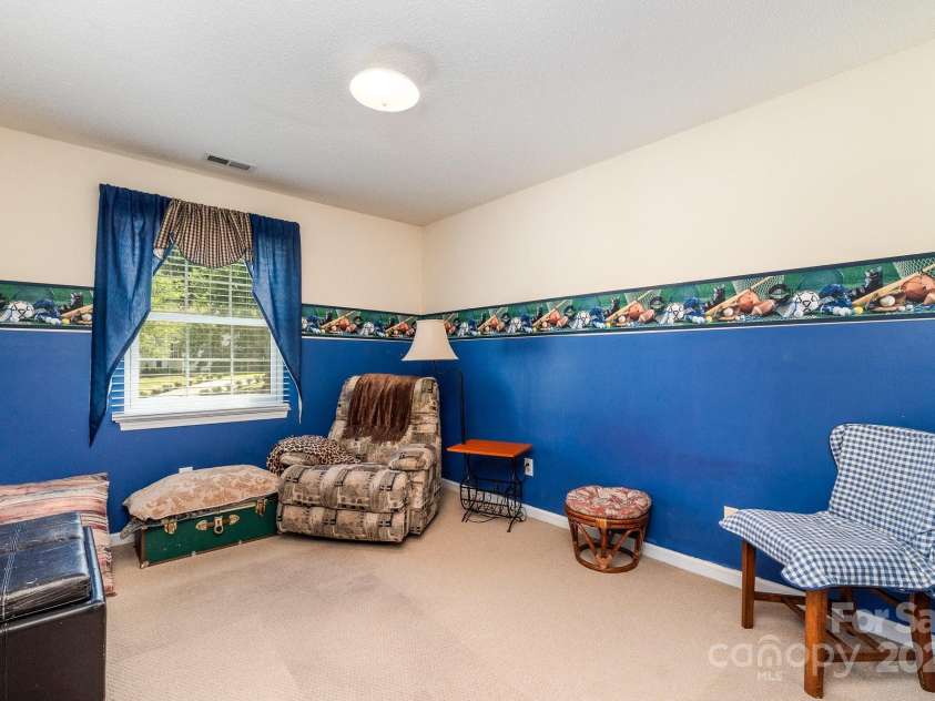 7524 Heronwood Lane, Charlotte, NC 28227.  MLS# CAR4277513, YatesRealty ID 25113. 