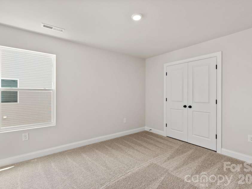 810 Willow Estates Drive, Shelby, NC 28150.  MLS# CAR4374024, YatesRealty ID 25113. 