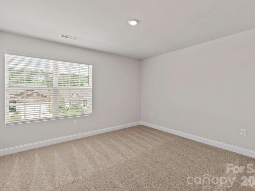 810 Willow Estates Drive, Shelby, NC 28150.  MLS# CAR4374024, YatesRealty ID 25113. 
