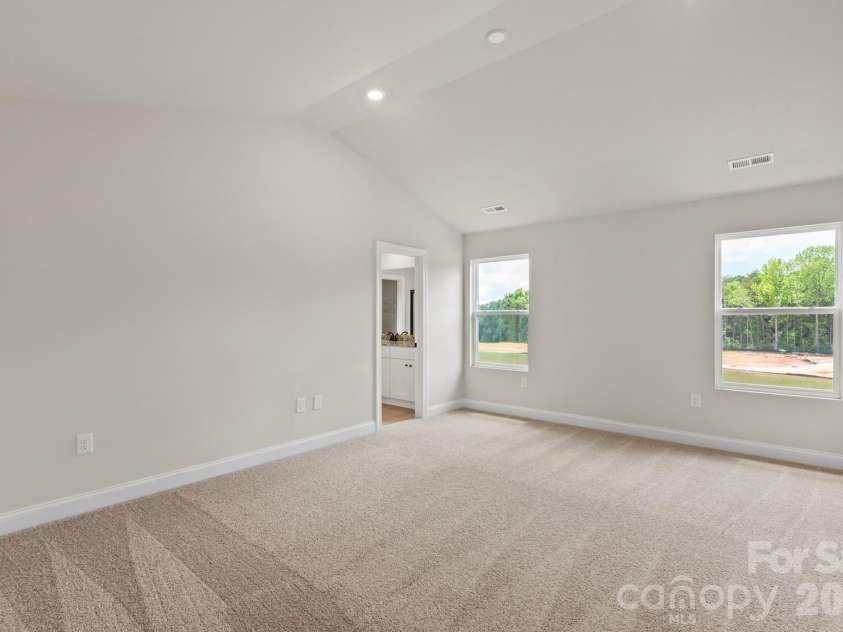 810 Willow Estates Drive, Shelby, NC 28150.  MLS# CAR4374024, YatesRealty ID 25113. 