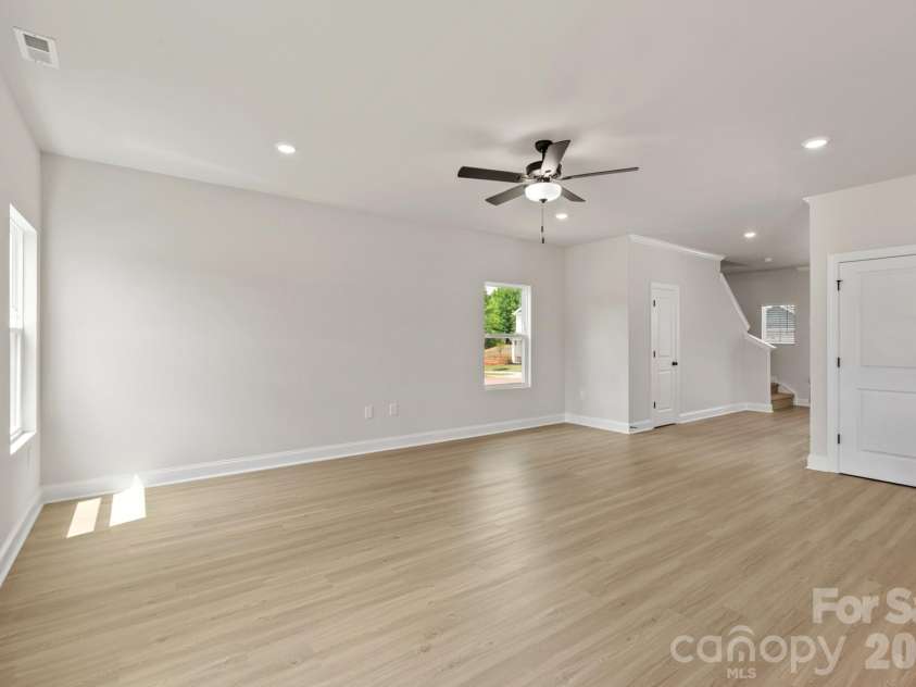 810 Willow Estates Drive, Shelby, NC 28150.  MLS# CAR4374024, YatesRealty ID 25113. 