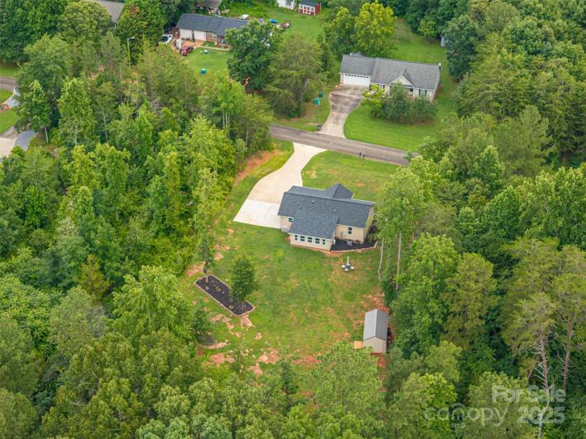 2921 Heavners Farm Court, Lincolnton, NC 28092.  MLS# CAR4274766, YatesRealty ID 25115. 