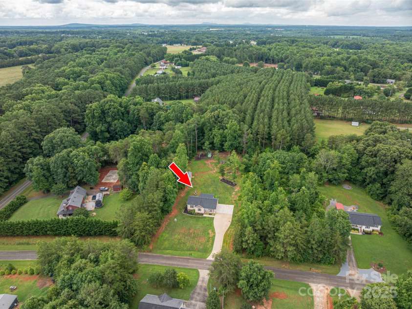 2921 Heavners Farm Court, Lincolnton, NC 28092.  MLS# CAR4274766, YatesRealty ID 25115. 