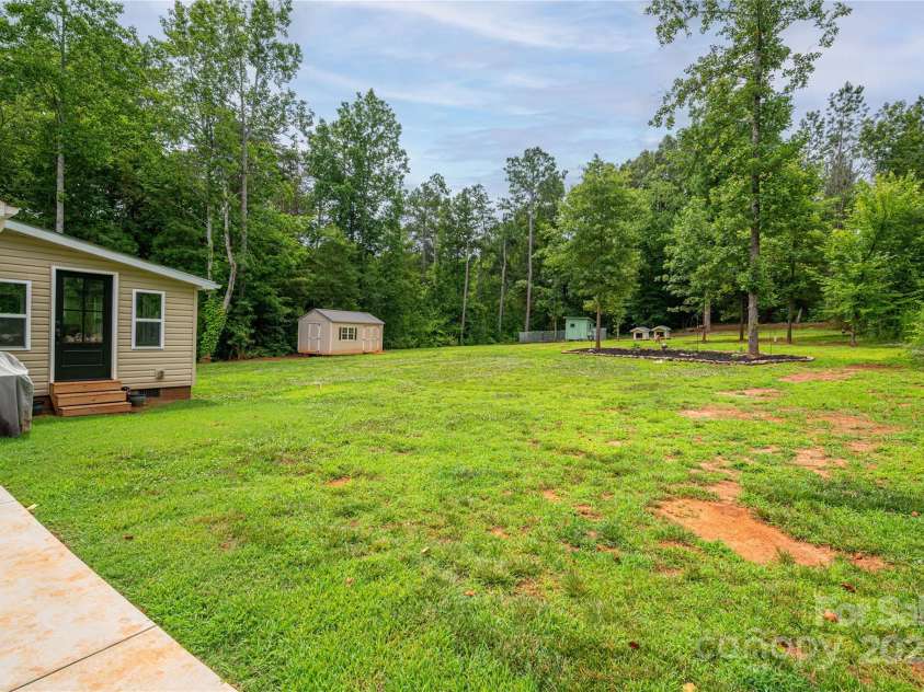 2921 Heavners Farm Court, Lincolnton, NC 28092.  MLS# CAR4274766, YatesRealty ID 25115. 