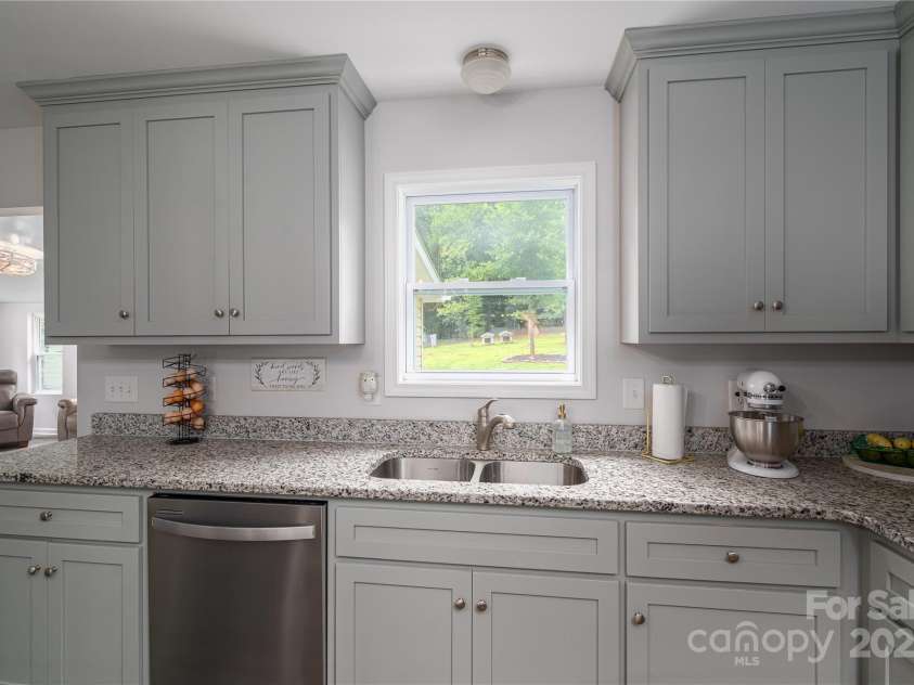 2921 Heavners Farm Court, Lincolnton, NC 28092.  MLS# CAR4274766, YatesRealty ID 25115. 