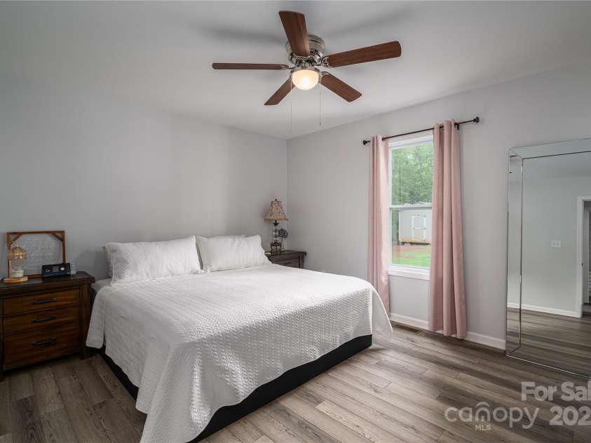 2921 Heavners Farm Court, Lincolnton, NC 28092.  MLS# CAR4274766, YatesRealty ID 25115. 