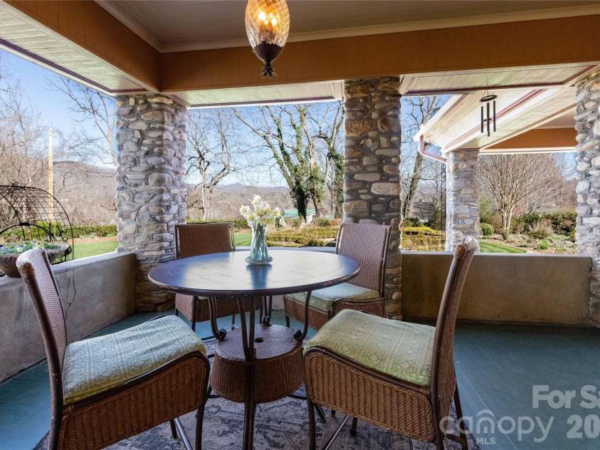 129 Woolsey Heights, Waynesville, NC 28786.  MLS# CAR4378782, YatesRealty ID 25116. 