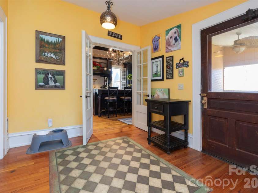 129 Woolsey Heights, Waynesville, NC 28786.  MLS# CAR4378782, YatesRealty ID 25116. 