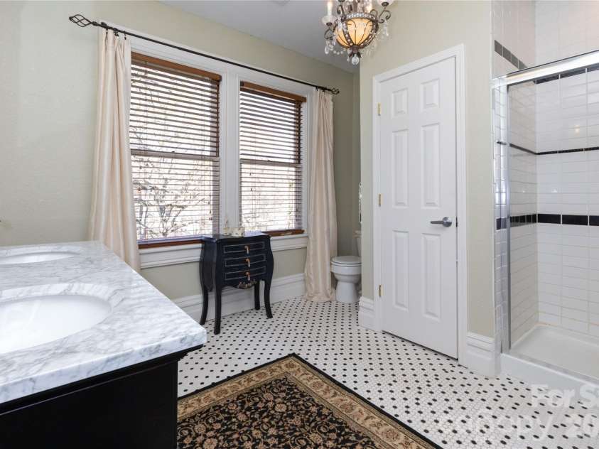 129 Woolsey Heights, Waynesville, NC 28786.  MLS# CAR4378782, YatesRealty ID 25116. 