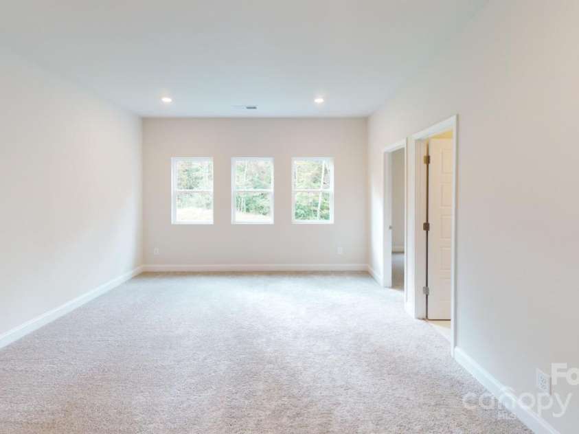 608 Banter Lane, Cramerton, NC 28032.  MLS# CAR4272608, YatesRealty ID 25116. 