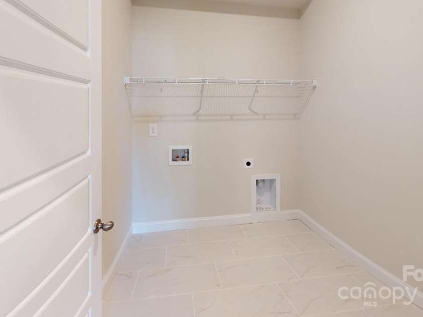 608 Banter Lane, Cramerton, NC 28032.  MLS# CAR4272608, YatesRealty ID 25116. 