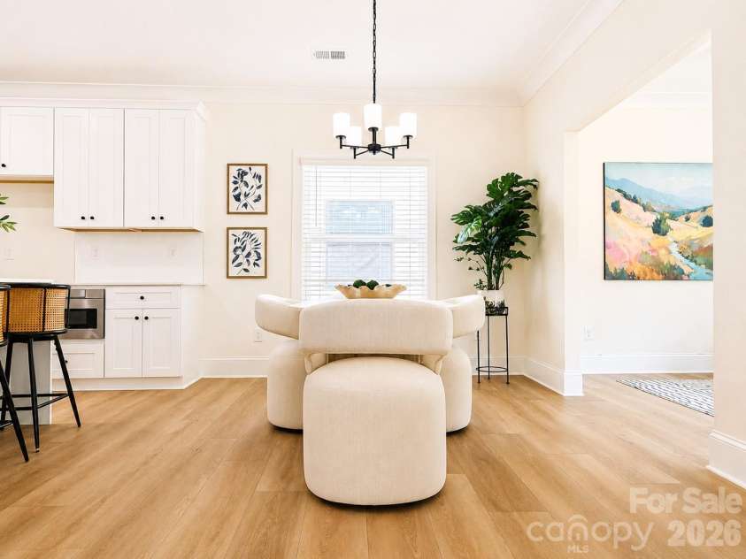 1238 Sharon Amity Road, Charlotte, NC 28211.  MLS# CAR4406257, YatesRealty ID 25117. 