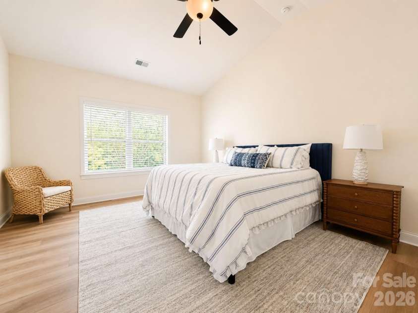 1238 Sharon Amity Road, Charlotte, NC 28211.  MLS# CAR4406257, YatesRealty ID 25117. 
