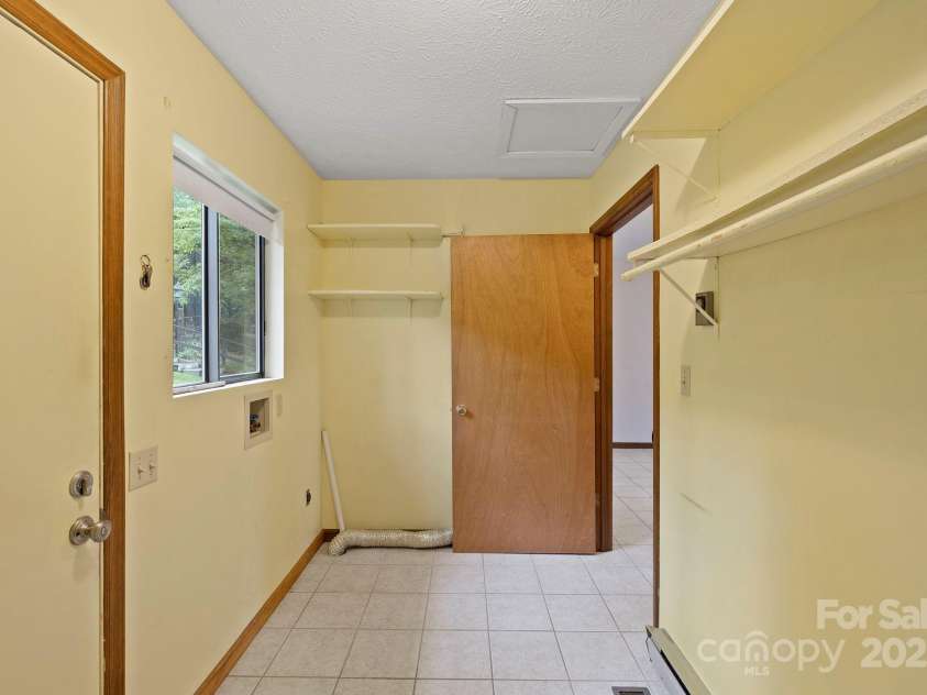 108 Deer Run Road, Mills River, NC 28759.  MLS# CAR4272417, YatesRealty ID 25118. 