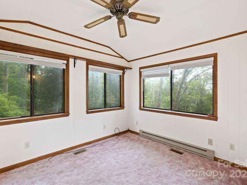 108 Deer Run Road, Mills River, NC 28759.  MLS# CAR4272417, YatesRealty ID 25118. 