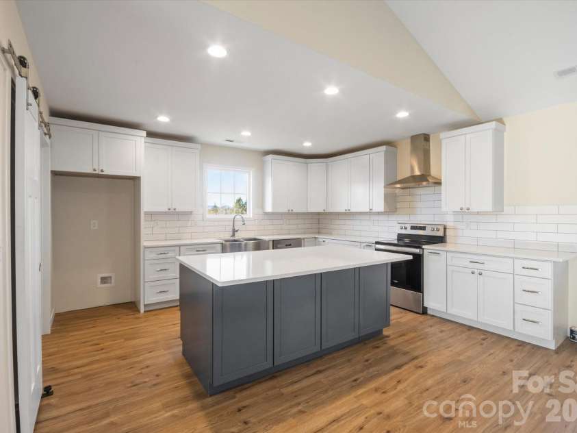 78 Grace Estates Drive, Marion, NC 28752.  MLS# CAR4258253, YatesRealty ID 25119. 