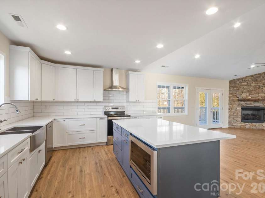 78 Grace Estates Drive, Marion, NC 28752.  MLS# CAR4258253, YatesRealty ID 25119. 