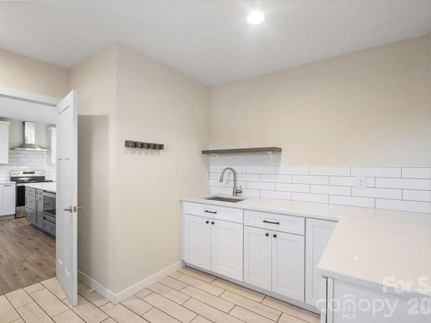 78 Grace Estates Drive, Marion, NC 28752.  MLS# CAR4258253, YatesRealty ID 25119. 