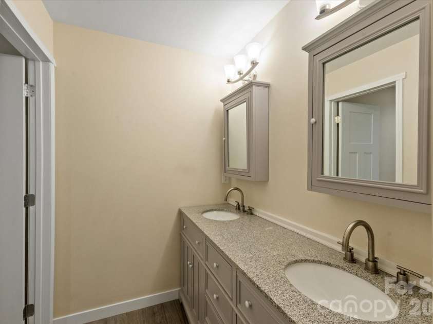 78 Grace Estates Drive, Marion, NC 28752.  MLS# CAR4258253, YatesRealty ID 25119. 