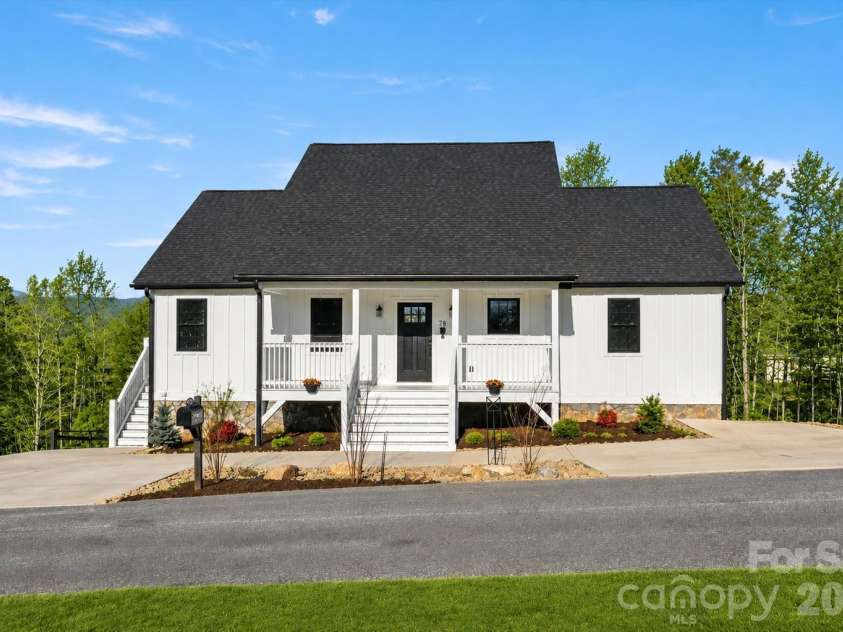 78 Grace Estates Drive, Marion, NC 28752.  MLS# CAR4258253, YatesRealty ID 25119. 