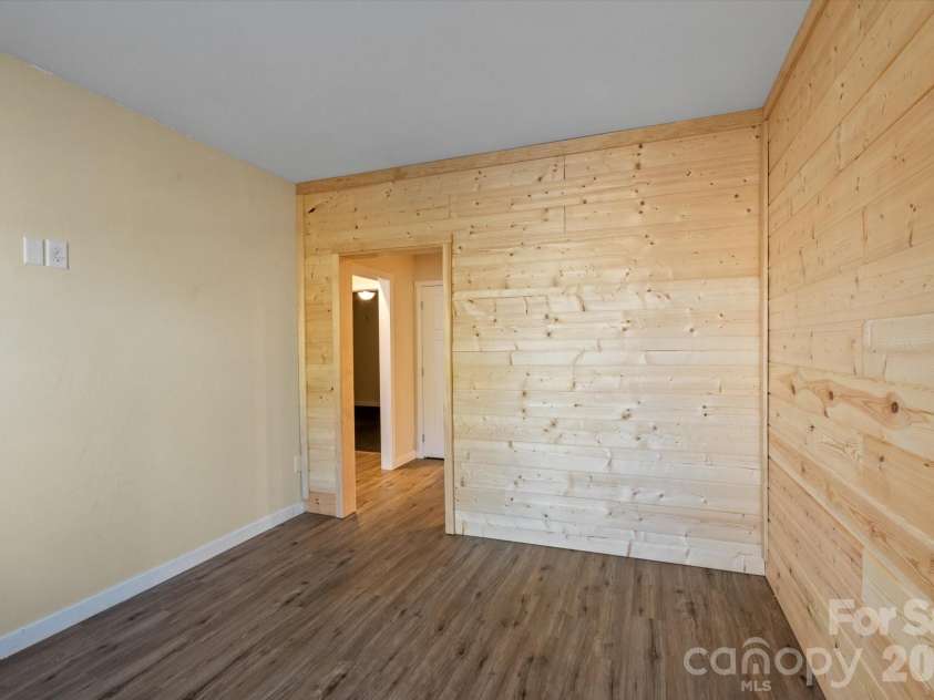 78 Grace Estates Drive, Marion, NC 28752.  MLS# CAR4258253, YatesRealty ID 25119. Virtually staged lower bedroom