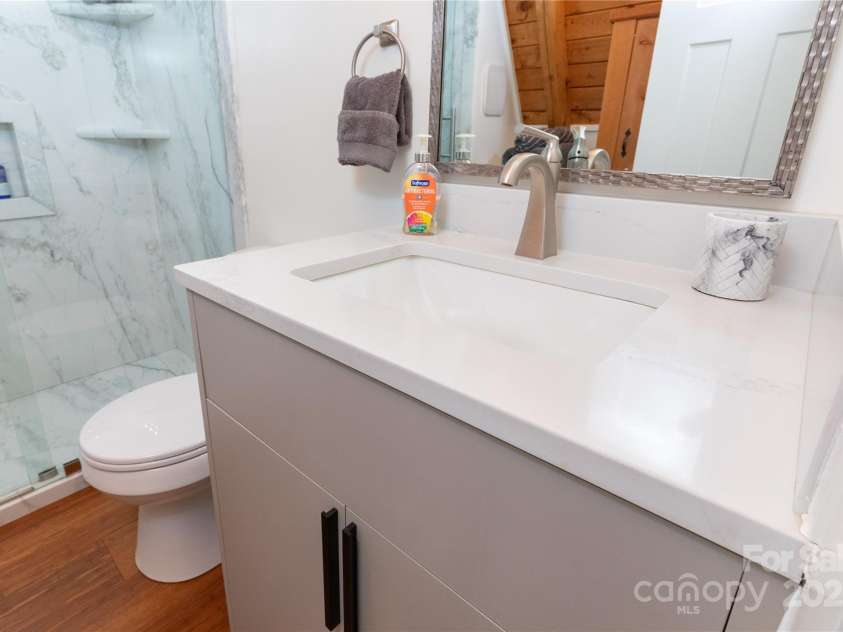 59 Lost Cove, Waynesville, NC 28785.  MLS# CAR4252422, YatesRealty ID 2512. 