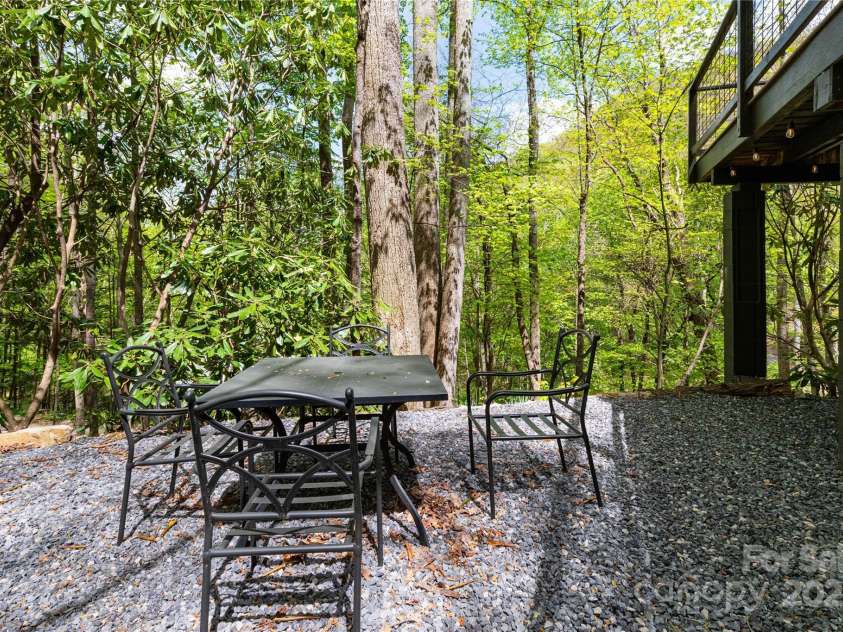 59 Lost Cove, Waynesville, NC 28785.  MLS# CAR4252422, YatesRealty ID 2512. 