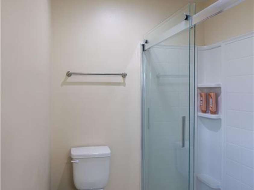 101 Towne Place, Clyde, NC 28721.  MLS# CAR4385048, YatesRealty ID 25120. 