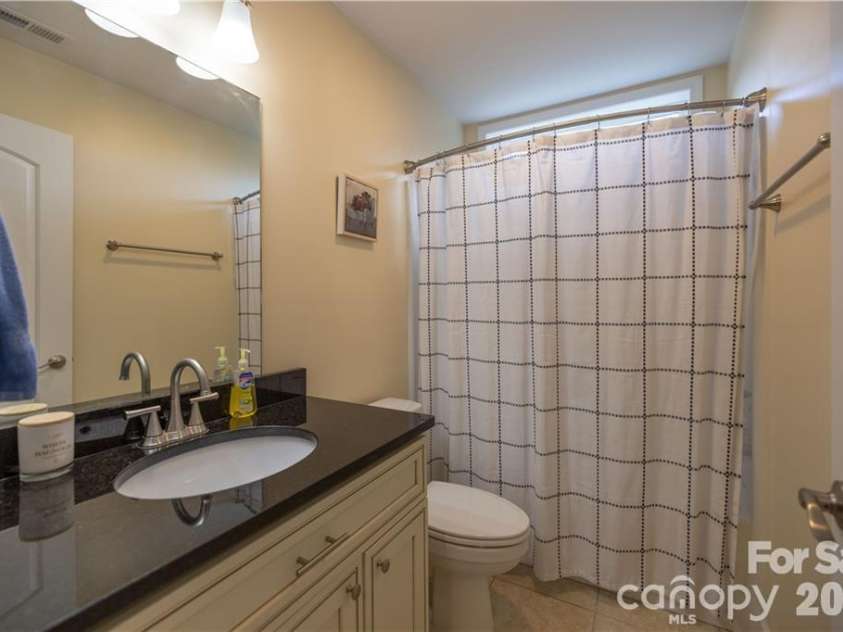 101 Towne Place, Clyde, NC 28721.  MLS# CAR4385048, YatesRealty ID 25120. 