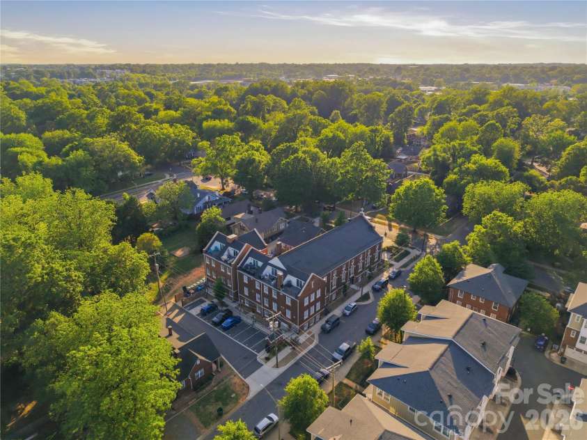 201 Grandin Road, Charlotte, NC 28208.  MLS# CAR4374325, YatesRealty ID 25121. 