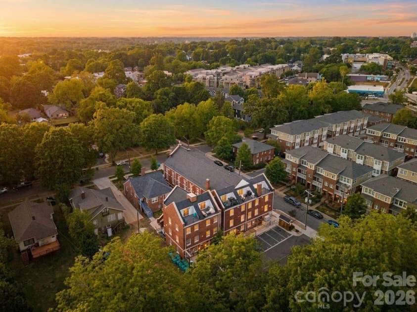201 Grandin Road, Charlotte, NC 28208.  MLS# CAR4374325, YatesRealty ID 25121. 