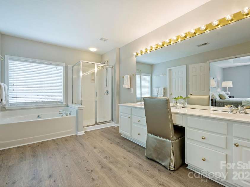 7930 Lancken Drive, Charlotte, NC 28277.  MLS# CAR4278495, YatesRealty ID 25122. 