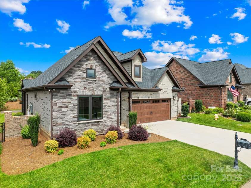 6107 Gold Springs Way, Denver, NC 28037.  MLS# CAR4271225, YatesRealty ID 25123. 