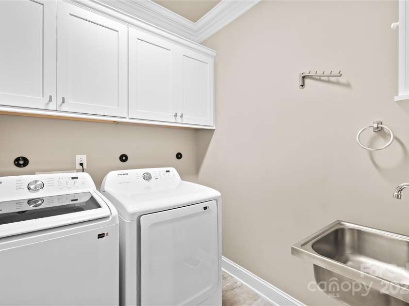 6107 Gold Springs Way, Denver, NC 28037.  MLS# CAR4271225, YatesRealty ID 25123. 