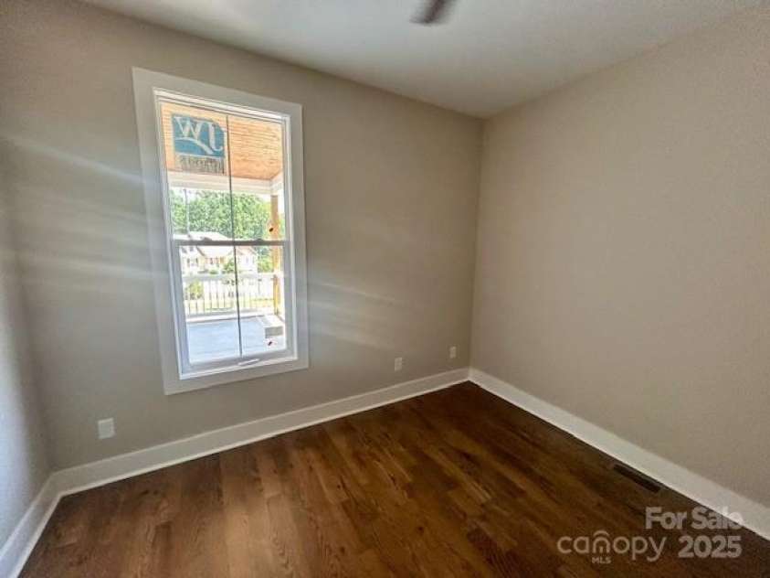 141 Maplewood Court, Hudson, NC 28638.  MLS# CAR4279245, YatesRealty ID 25127. Bedroom