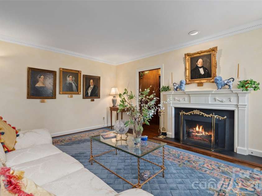 185 Macon Avenue, Asheville, NC 28804.  MLS# CAR4374162, YatesRealty ID 25128. 