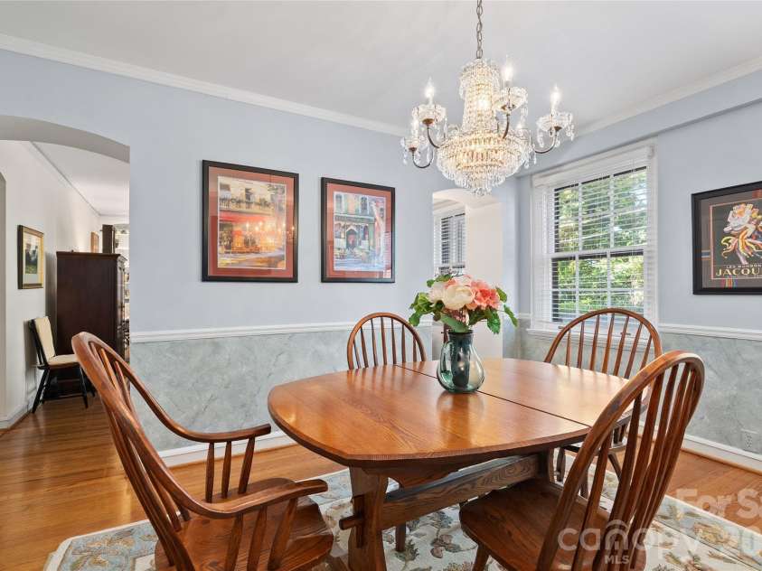 185 Macon Avenue, Asheville, NC 28804.  MLS# CAR4424136, YatesRealty ID 25128. 