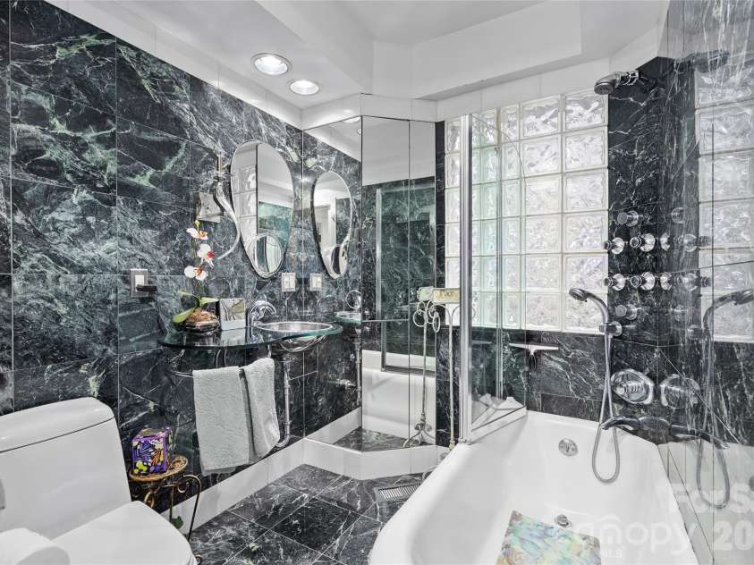 185 Macon Avenue, Asheville, NC 28804.  MLS# CAR4424136, YatesRealty ID 25128. 
