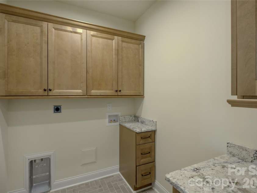 18210 Kalabash Road, Charlotte, NC 28278.  MLS# CAR4376040, YatesRealty ID 25129. 