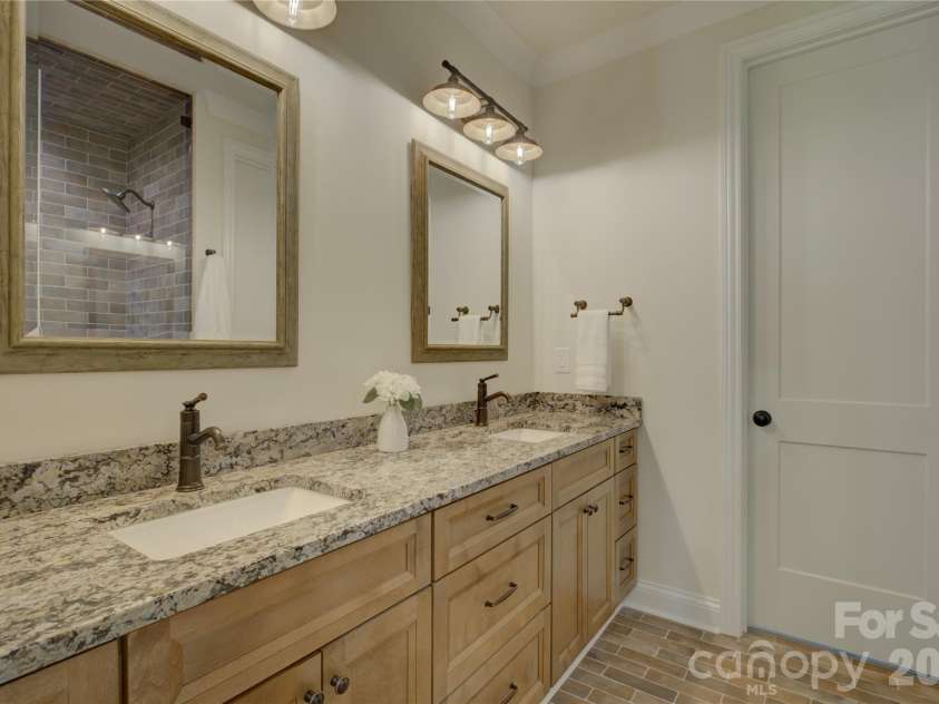 18210 Kalabash Road, Charlotte, NC 28278.  MLS# CAR4376040, YatesRealty ID 25129. 