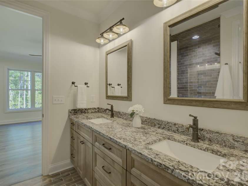 18210 Kalabash Road, Charlotte, NC 28278.  MLS# CAR4376040, YatesRealty ID 25129. 